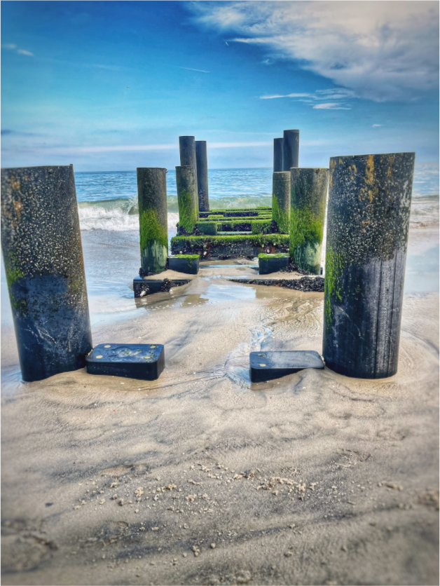 Main image Between Sea and Sky