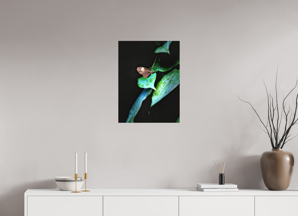 18 x 24″, Fine Art Print (Unframed) Between the Leaves